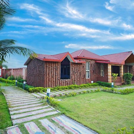 Gharana Resort !! Best Family Resort Near Kolkata With Swimming Pool !! Singur Exterior foto