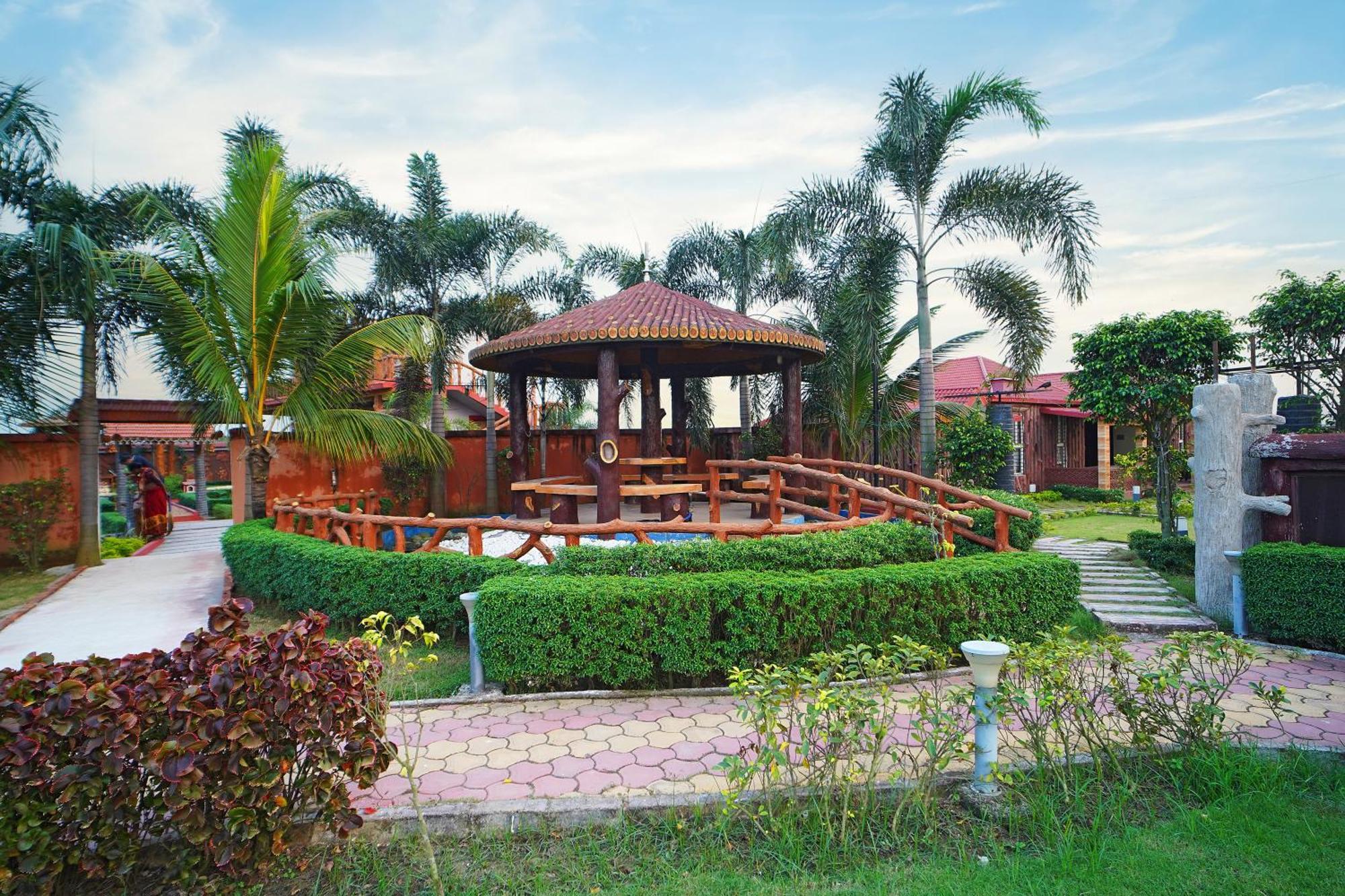 Gharana Resort !! Best Family Resort Near Kolkata With Swimming Pool !! Singur Exterior foto
